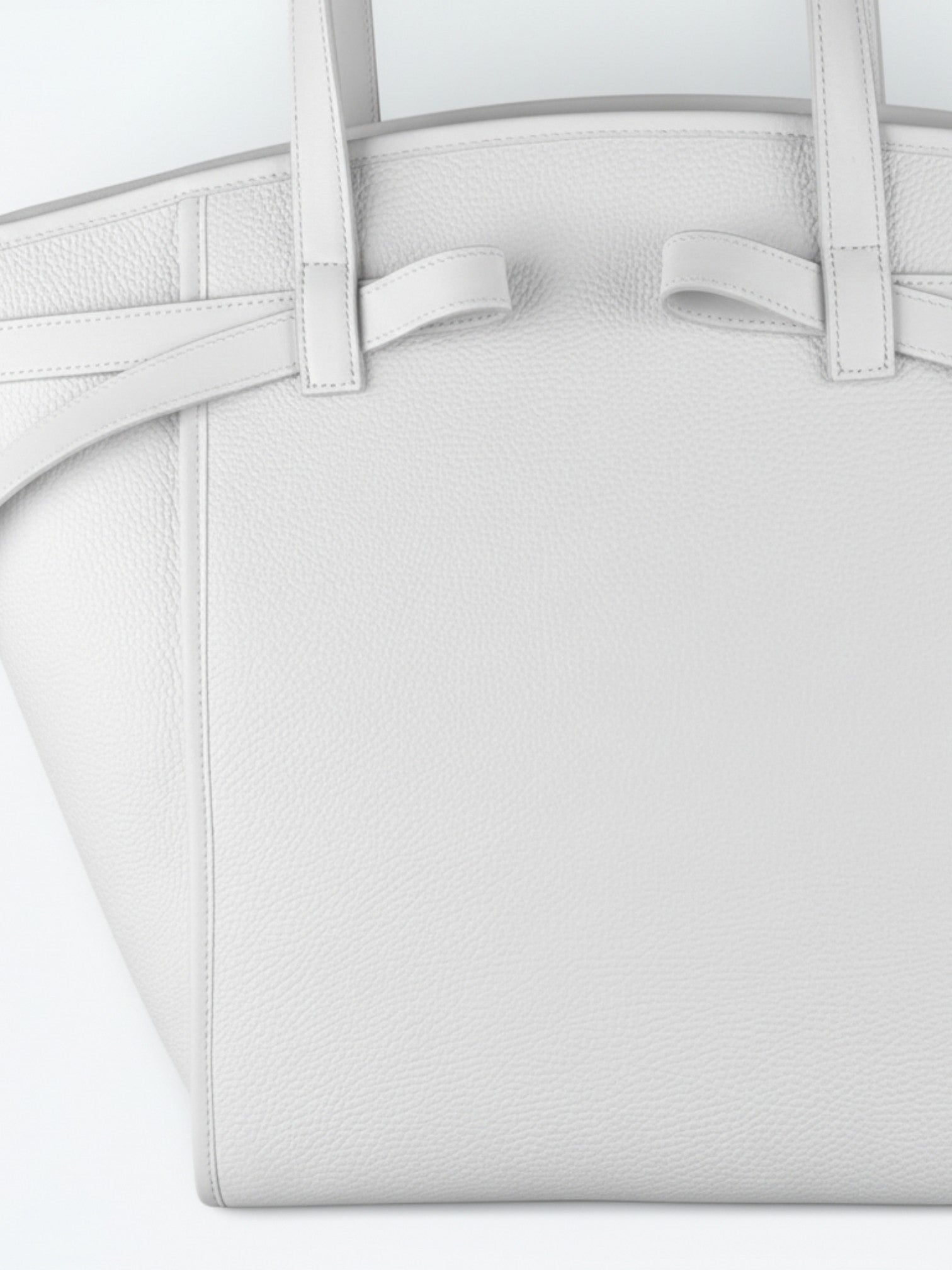 Borsa Lorenne L White