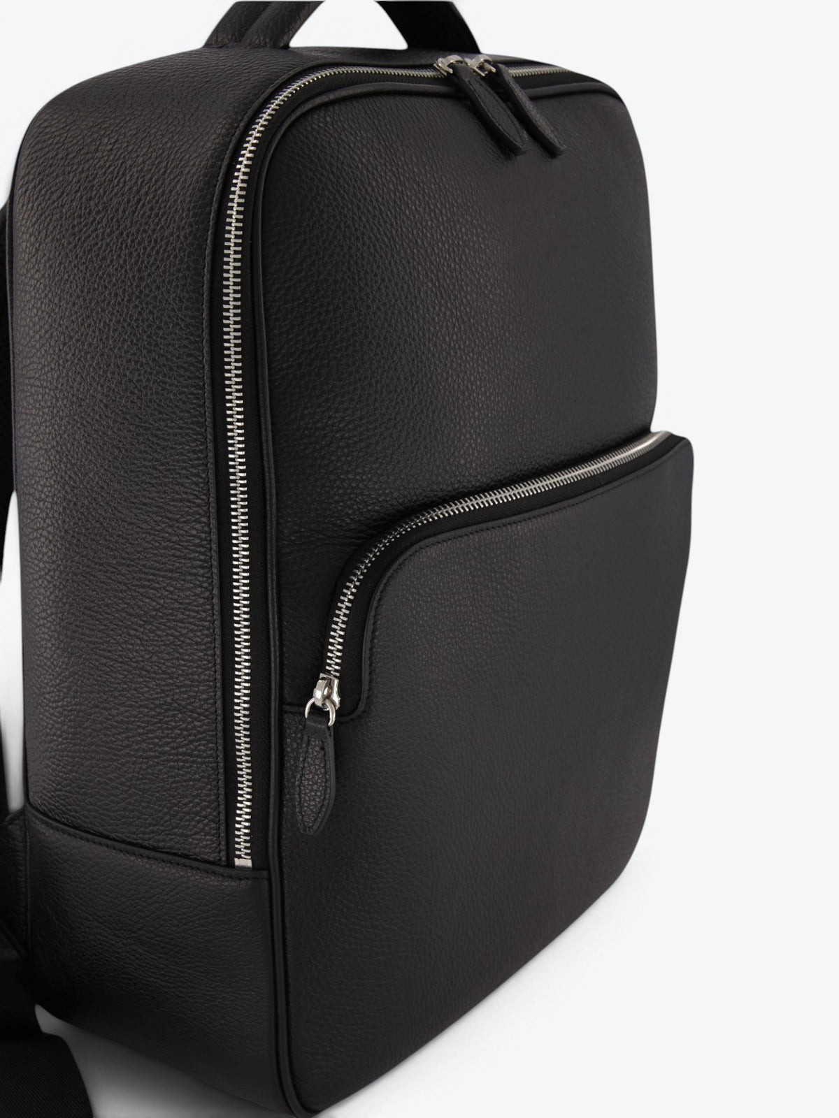 Roger black backpack