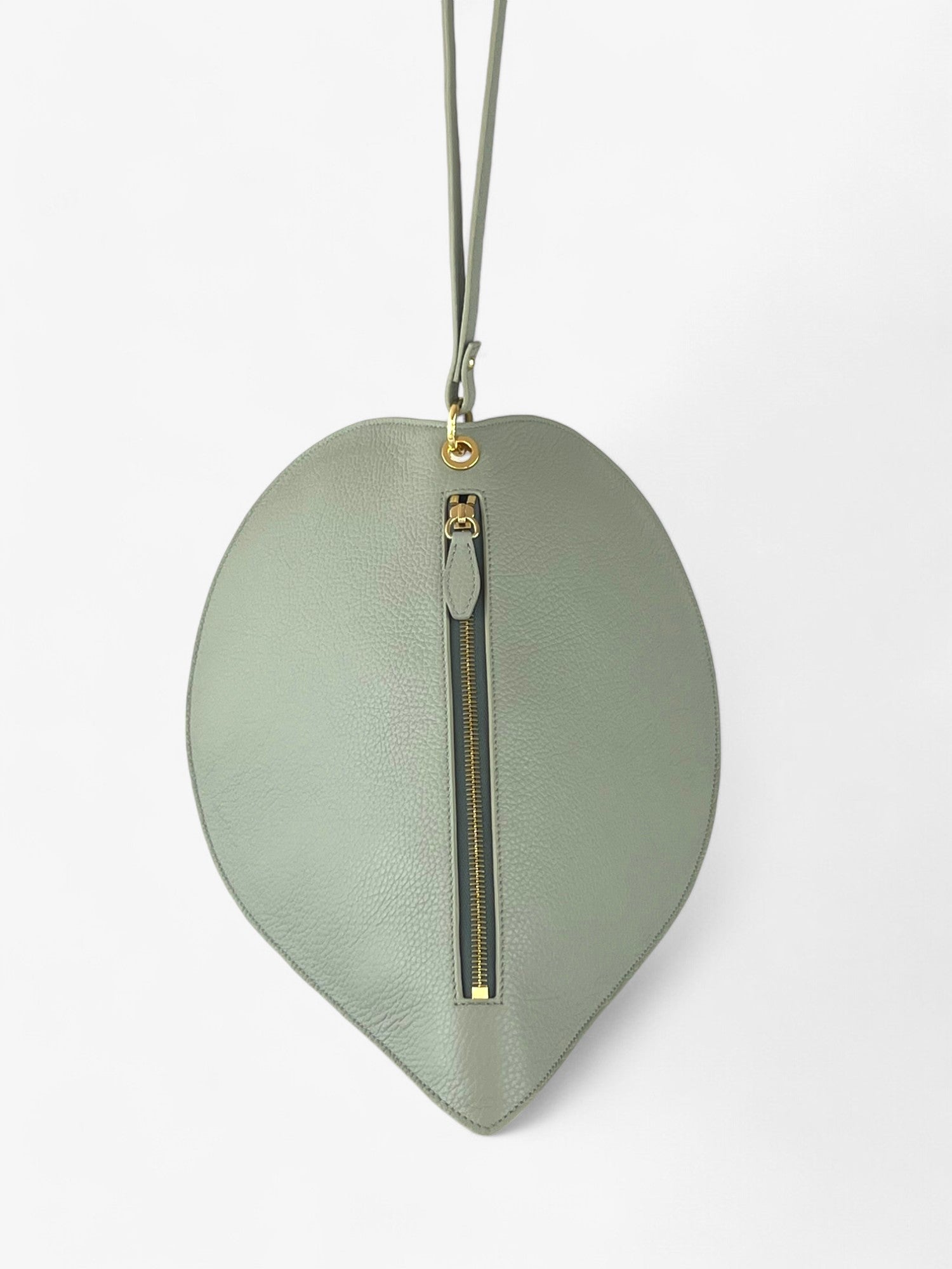 Clutch Heart Grey